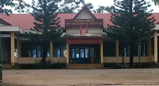 Khoi to chu tich xa danh bac hinh anh