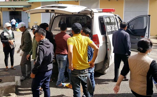 Mot nguoi chet, 7 nguoi bi thuong do dien giat hinh anh