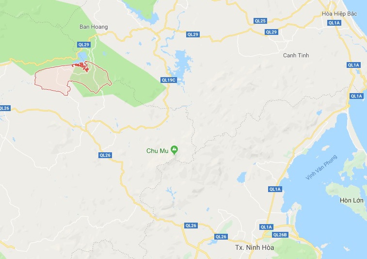 Tạm giữ hai xe chở gỗ lậu ảnh 3 Tam giu hai xe cho go lau anh 3