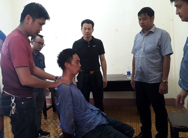 Truy to thanh nien ngao da bat giu nguoi, dam cong an bi thuong hinh anh