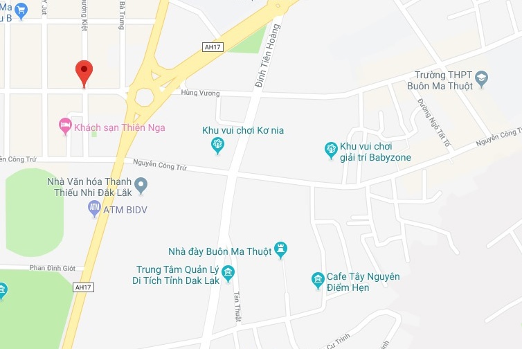 Hai nhom thanh nien hon chien anh 2