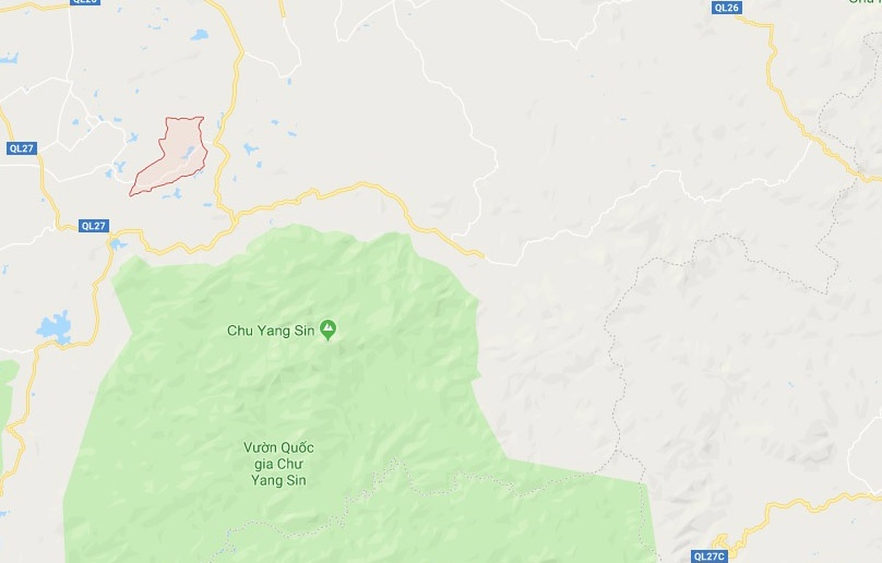 Thanh niên bị chém khi uống cà phê ảnh 2 Thanh nien bi chem khi uong ca phe anh 2