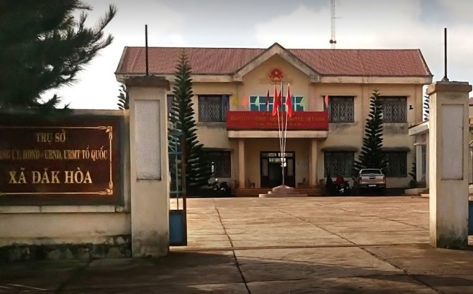 Chống người thi hành công vụ ảnh 1 Chong nguoi thi hanh cong vu anh 1