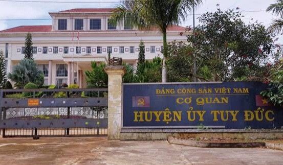 Gay tai nan chet nguoi, nguyen chi huy truong bi cach chuc hinh anh