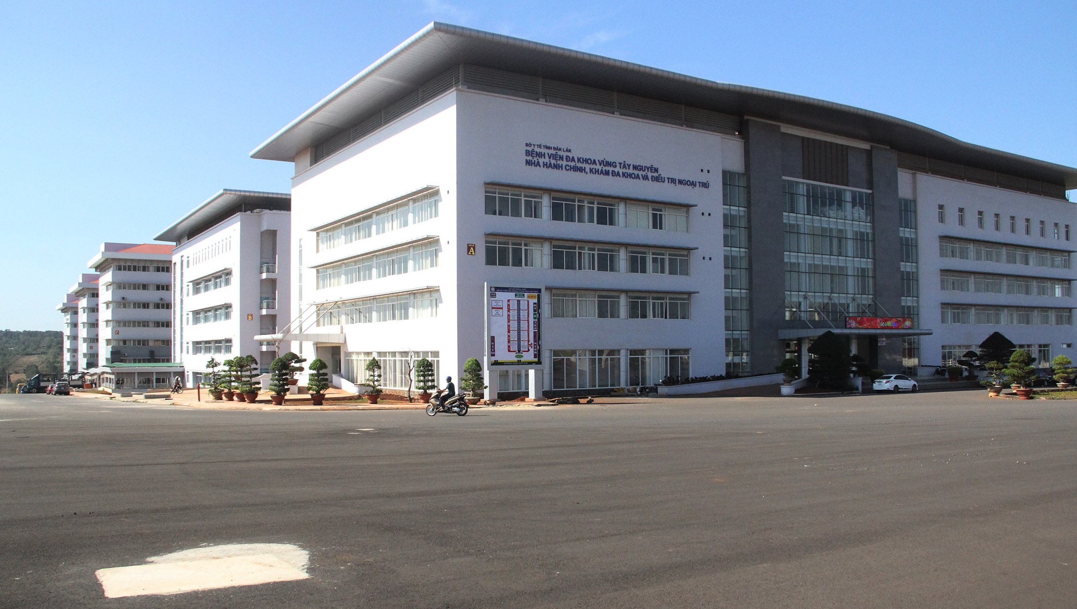 Bệnh viện nghìn tỷ ở Tây Nguyên ảnh 2 Benh vien nghin ty o Tay Nguyen anh 2