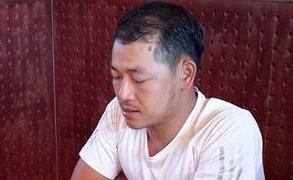 Bat thanh nien mo tiem cam do de cho vay nang lai hinh anh