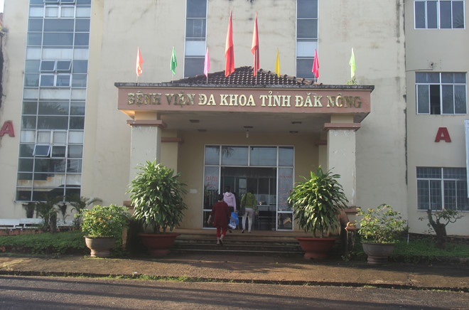 Sai pham tai benh vien tinh Dak Nong anh 2