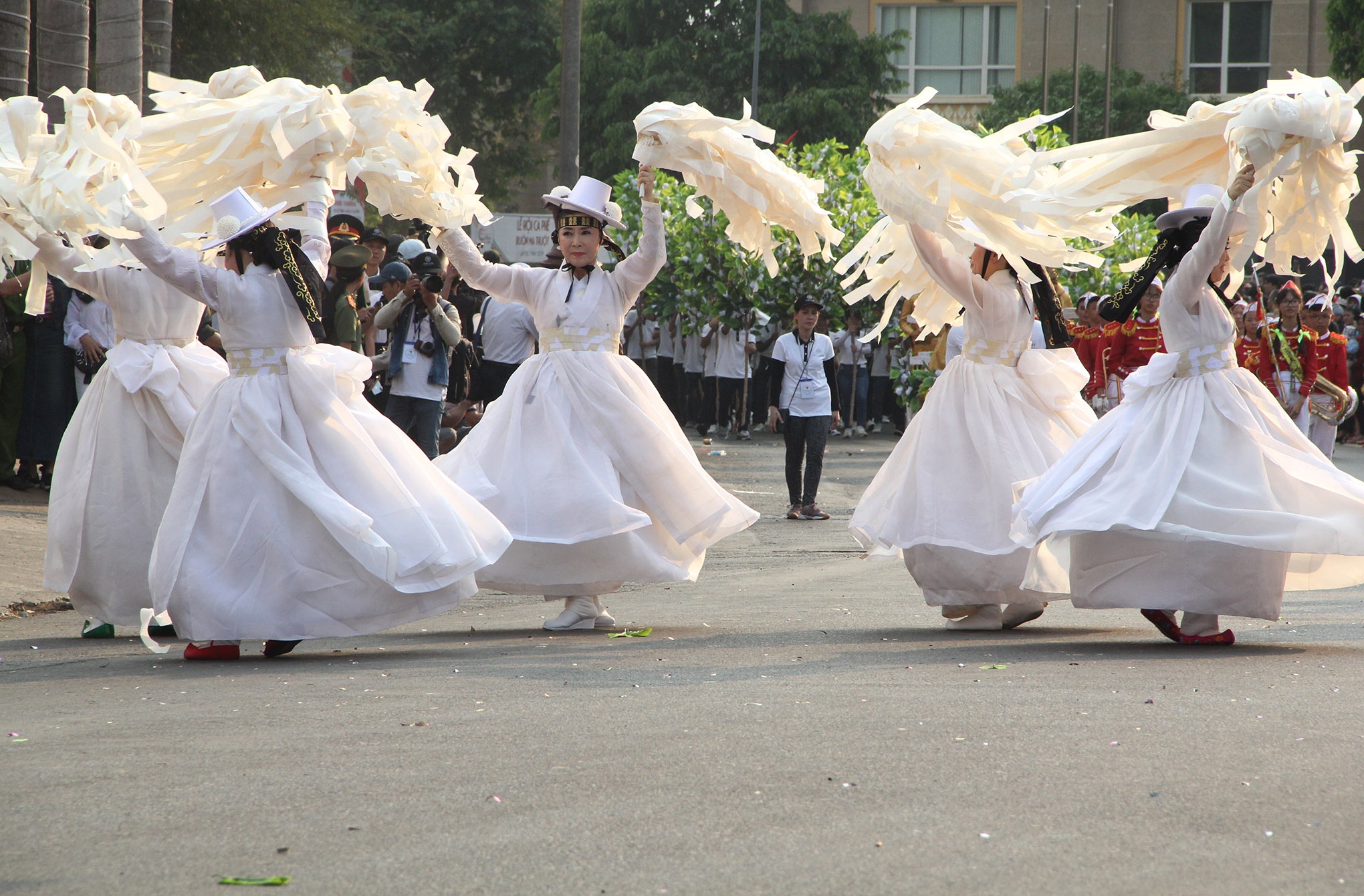 Lễ hội đường phố Buôn Ma Thuột ảnh 9 Le hoi duong pho Buon Ma Thuot anh 9