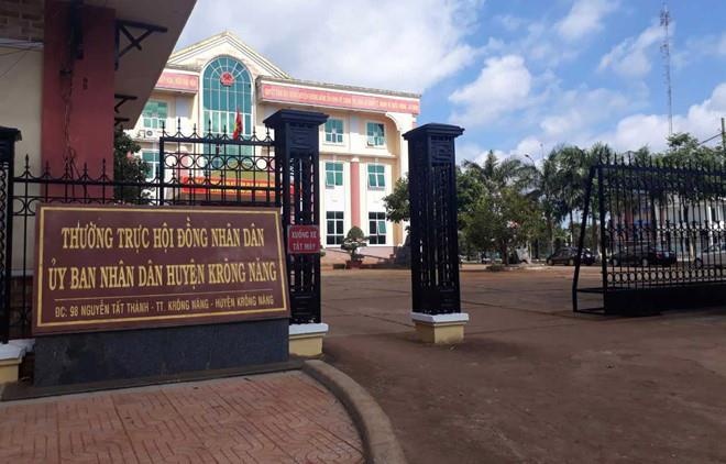 De xuat bo tri cong tac cho 12 can bo thi rot cong chuc hinh anh