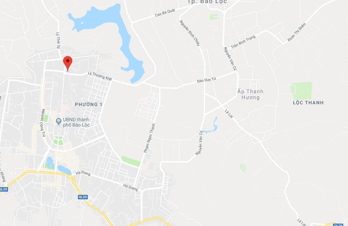 Ba thanh niên trộm xe máy ảnh 2 Ba thanh nien trom xe may anh 2