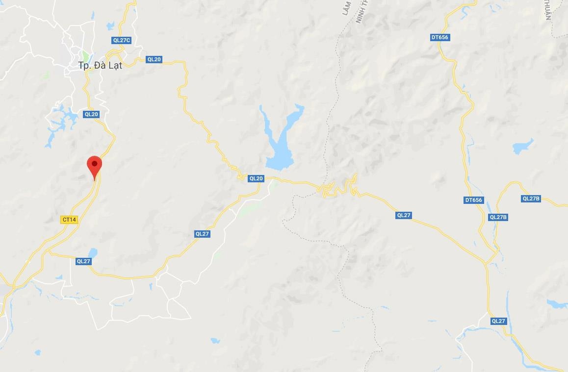 Xe khách chạy ngược chiều ảnh 2 Xe khach chay nguoc chieu anh 2