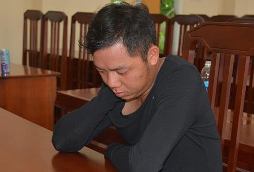 Khoi to thanh nien giet vo roi dot xac phi tang hinh anh