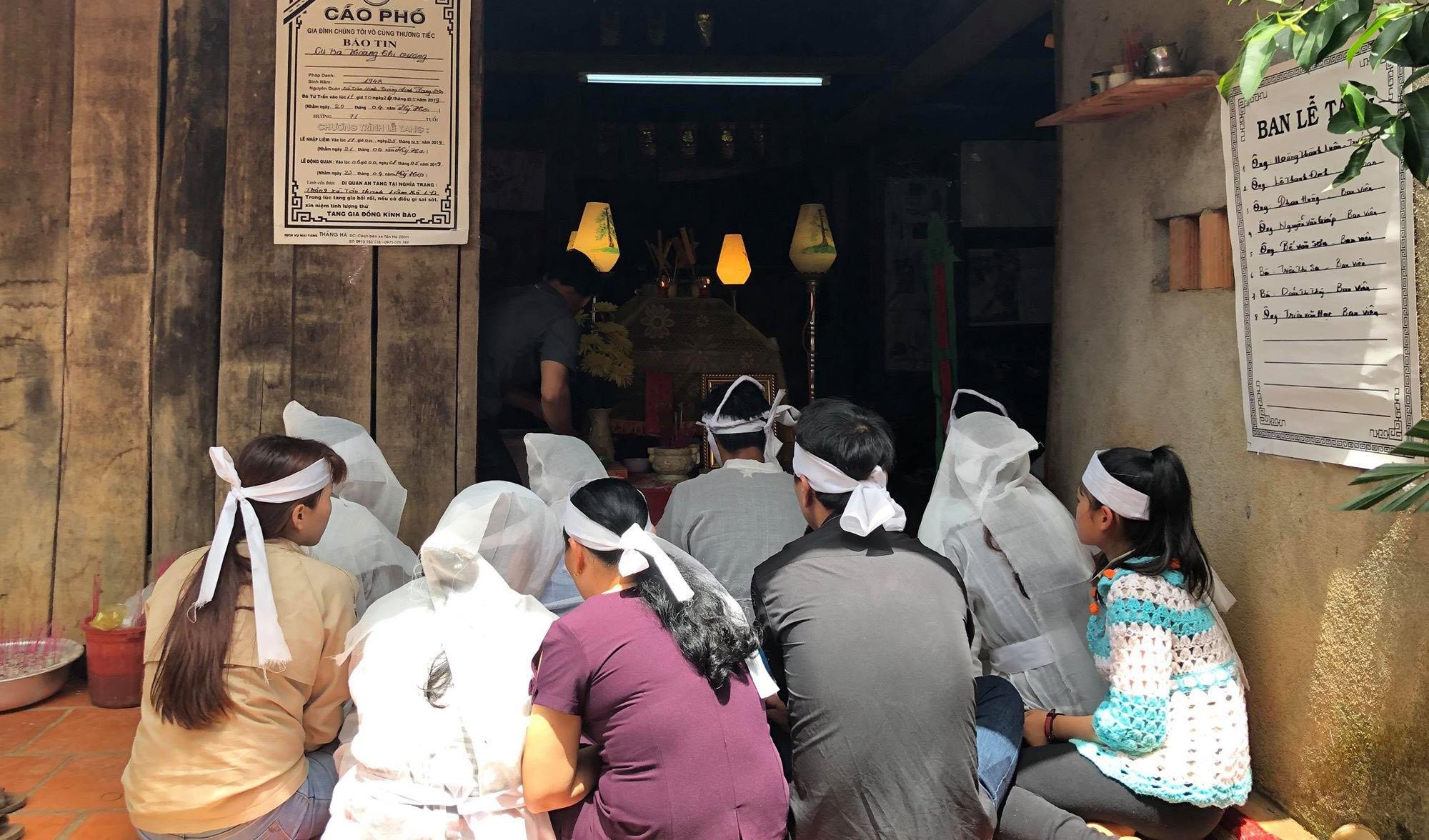 Ba bà cháu bị giết ảnh 1 Ba ba chau bi giet anh 1