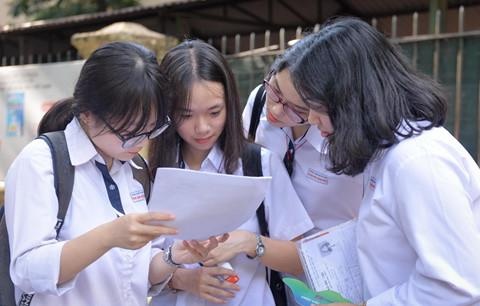 Dak Lak hoan thanh cham thi, 83 thi sinh bi diem liet mon Ngu van hinh anh