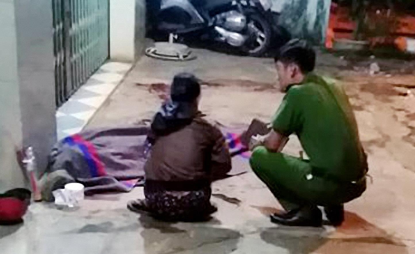 Thanh niên bị đâm chết ảnh 1 Thanh nien bi dam chet anh 1