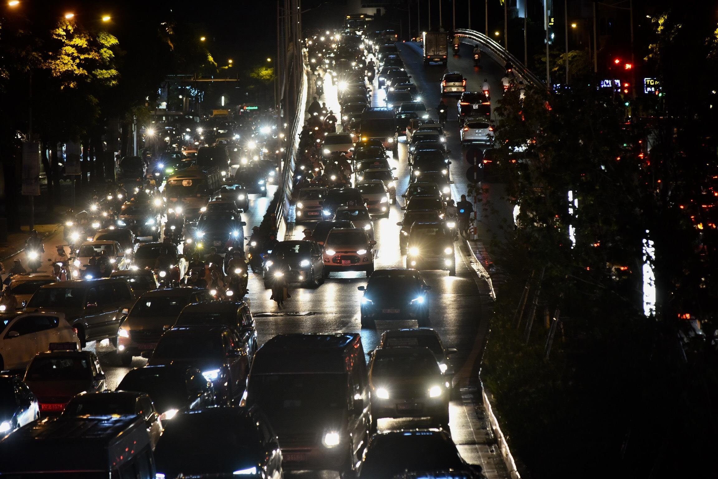 un tac keo dai sau mua anh 10