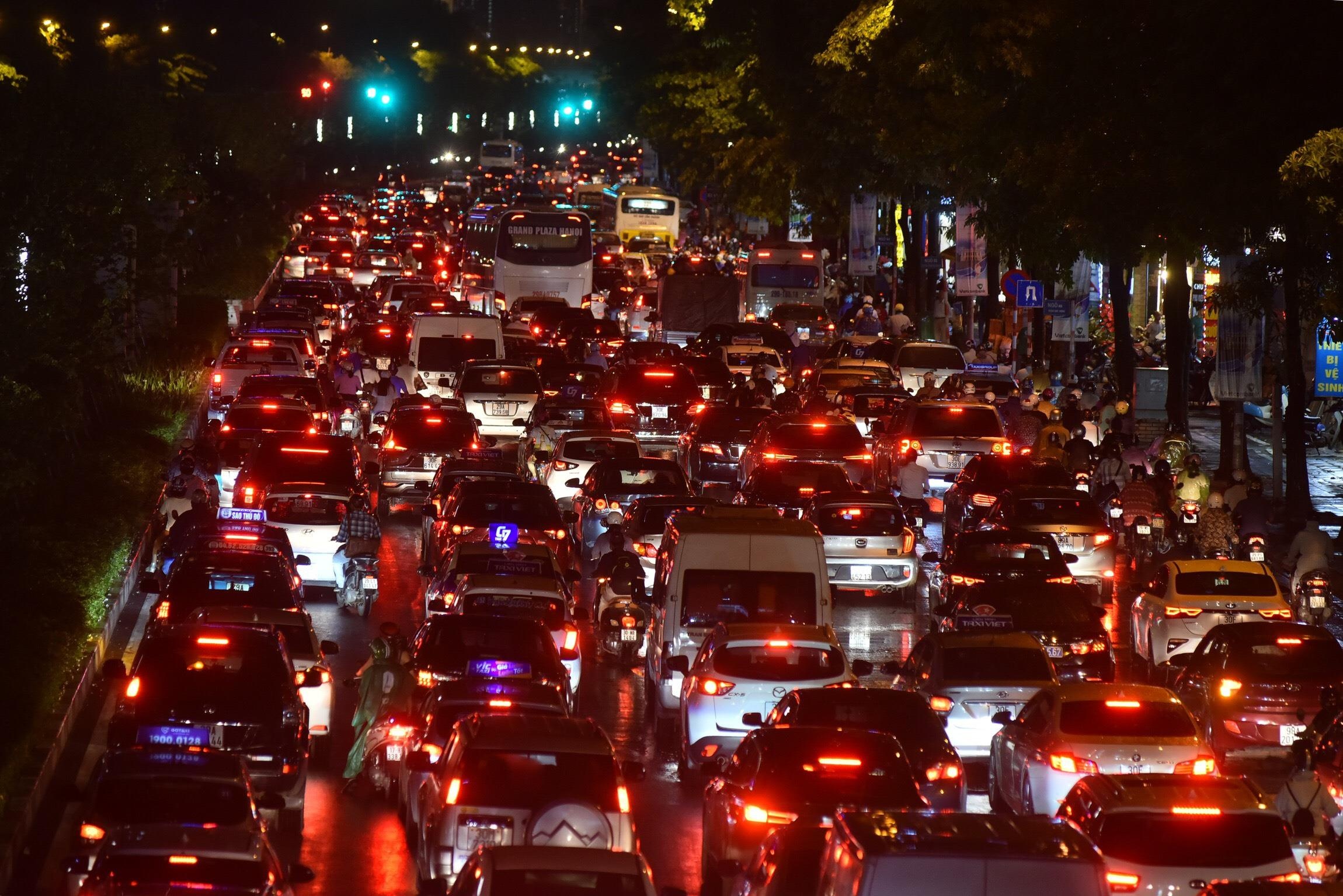 un tac keo dai sau mua anh 9