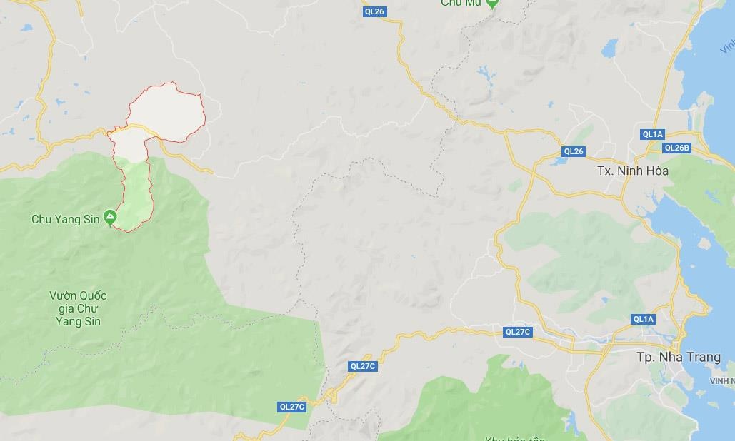 Be trai bi cho can tu vong anh 1