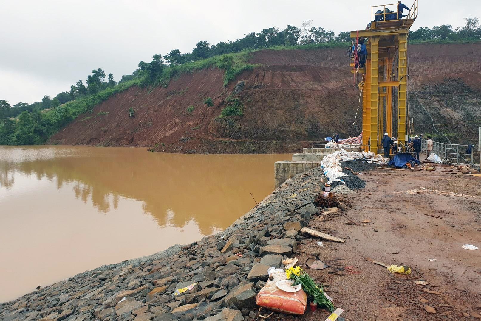 Dap thuy dien Dak Kar nguy co vo anh 9