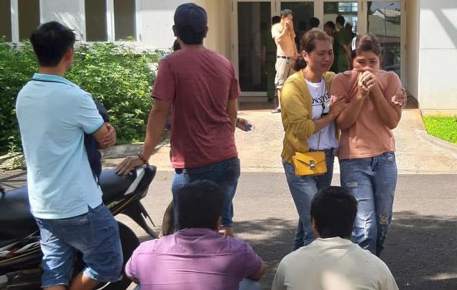 Be trai 4 tuoi tu vong sau khi tiem thuoc hinh anh