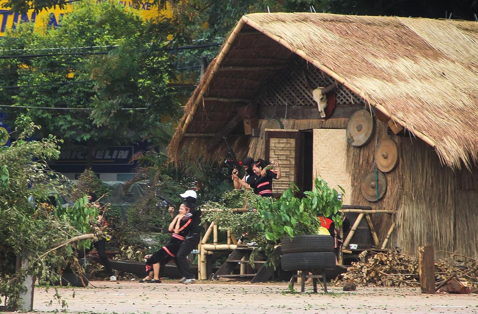 Dien tap chong khung bo o dak lak anh 2