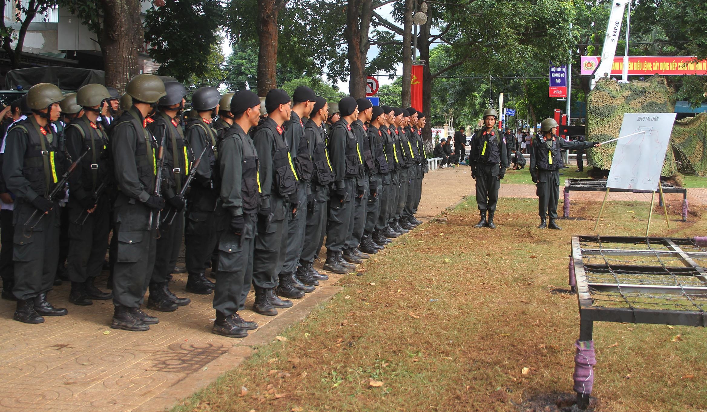 Dien tap chong khung bo o dak lak anh 4