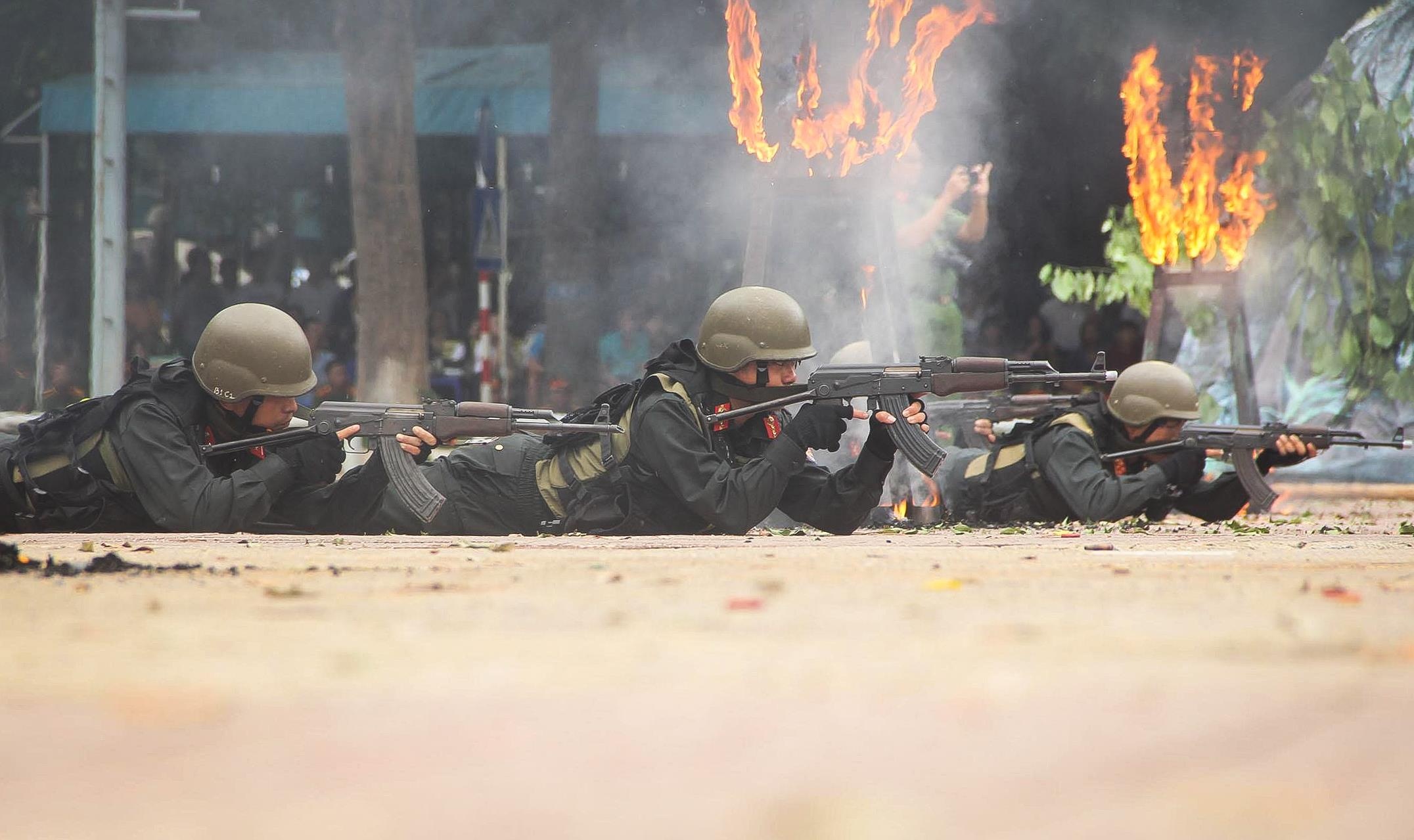 Dien tap chong khung bo o dak lak anh 6