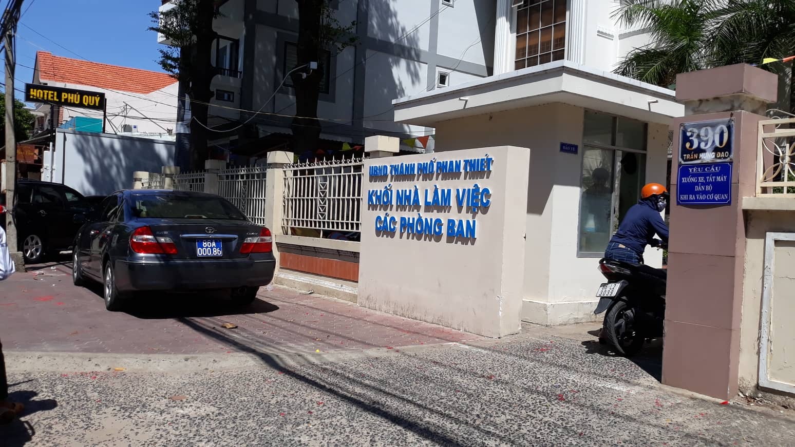 Khoi to Pho chu tich TP Phan Thiet anh 2