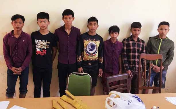 Thanh nien bi phong dao tu vong anh 1