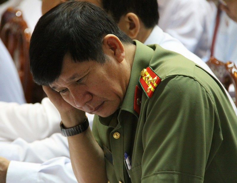 Cong bo thi hanh ky luat 3 Pho giam doc Cong an tinh Dong Nai hinh anh