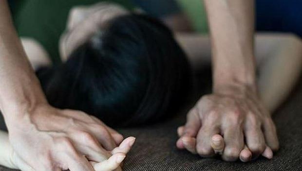 Tam giu nghi pham hiep dam phu nu trong ray ca phe hinh anh