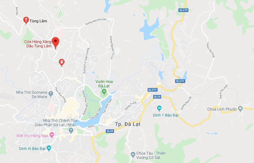 Trung ta quan doi lai oto gay tai nan anh 2