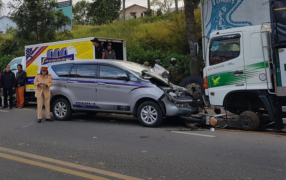 Trung ta quan doi tong chet nguoi anh 1