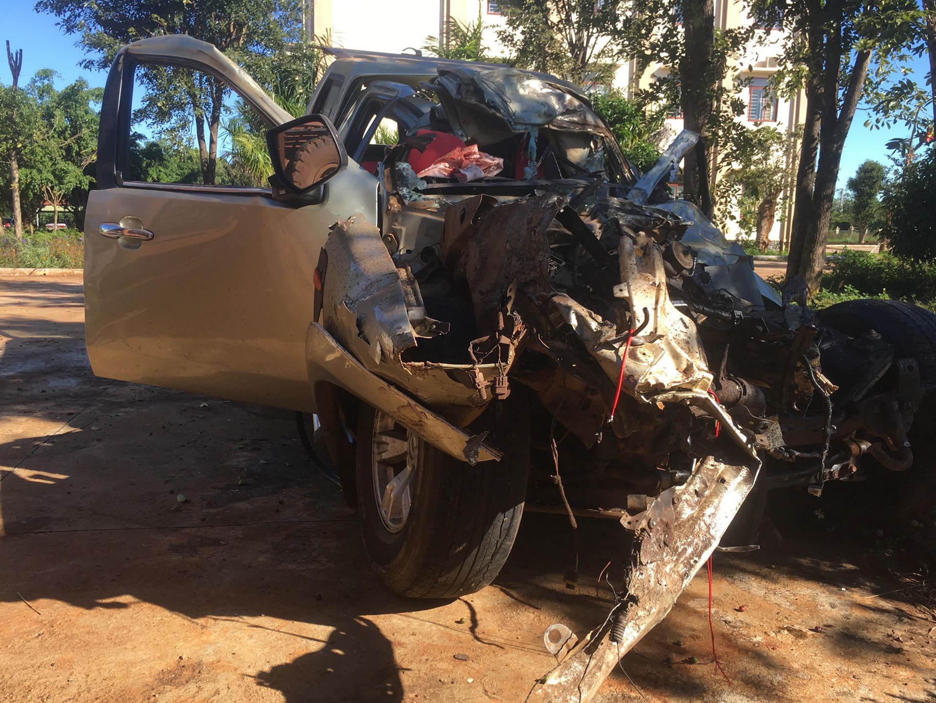 Oto tong truc dien xe tai, 3 nguoi tu vong hinh anh