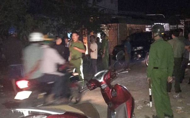 Chay nha khien 4 nguoi trong gia dinh tu vong hinh anh