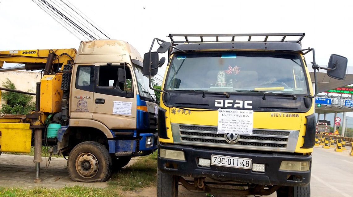 Phan doi tram thu phi Ea Dar anh 3