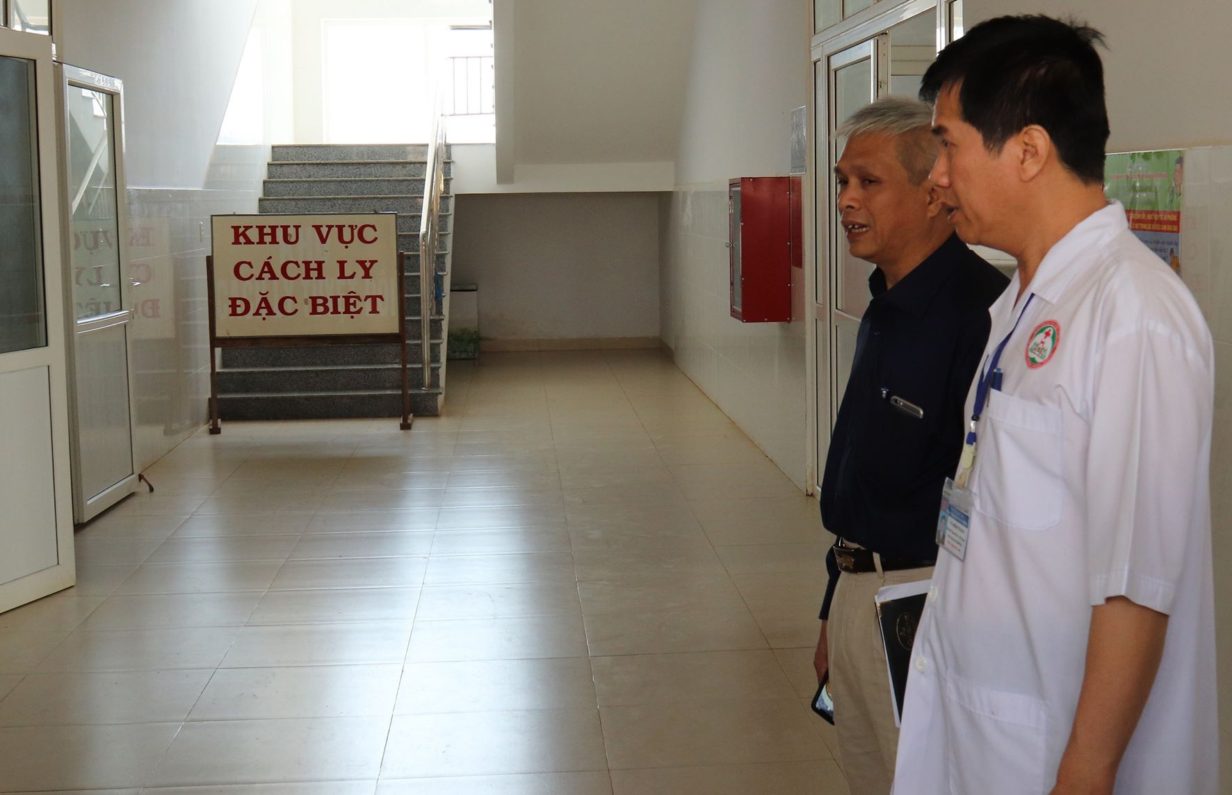 Hai benh nhan nghi nhiem cum Vu Han o Dak Lak am tinh voi virus corona hinh anh