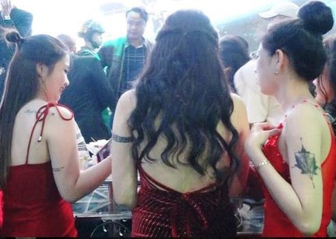 Gan 100 thanh nien duong tinh ma tuy trong quan bar dem Valentine hinh anh