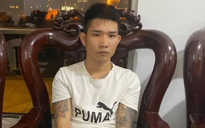 Bat thanh nien bi khoi to 3 toi, tron truy na hinh anh