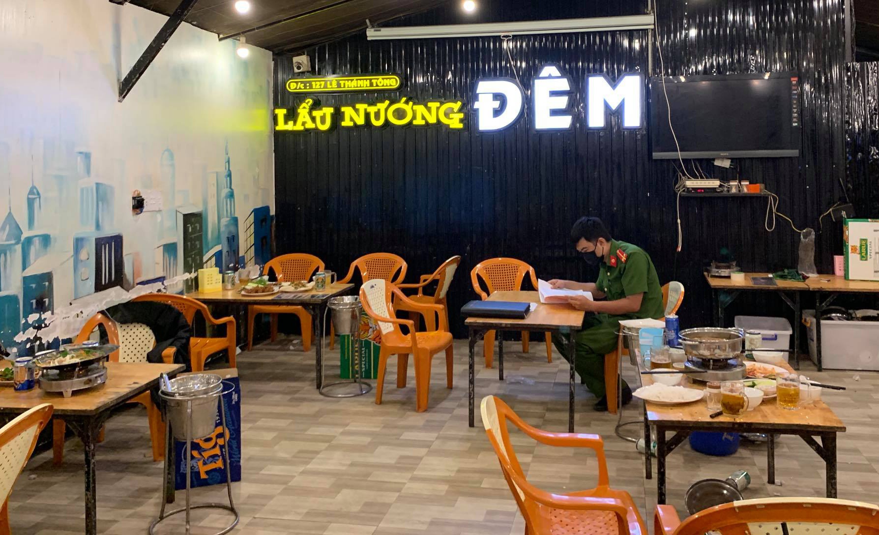 Quan nhau khong dong cua anh 1