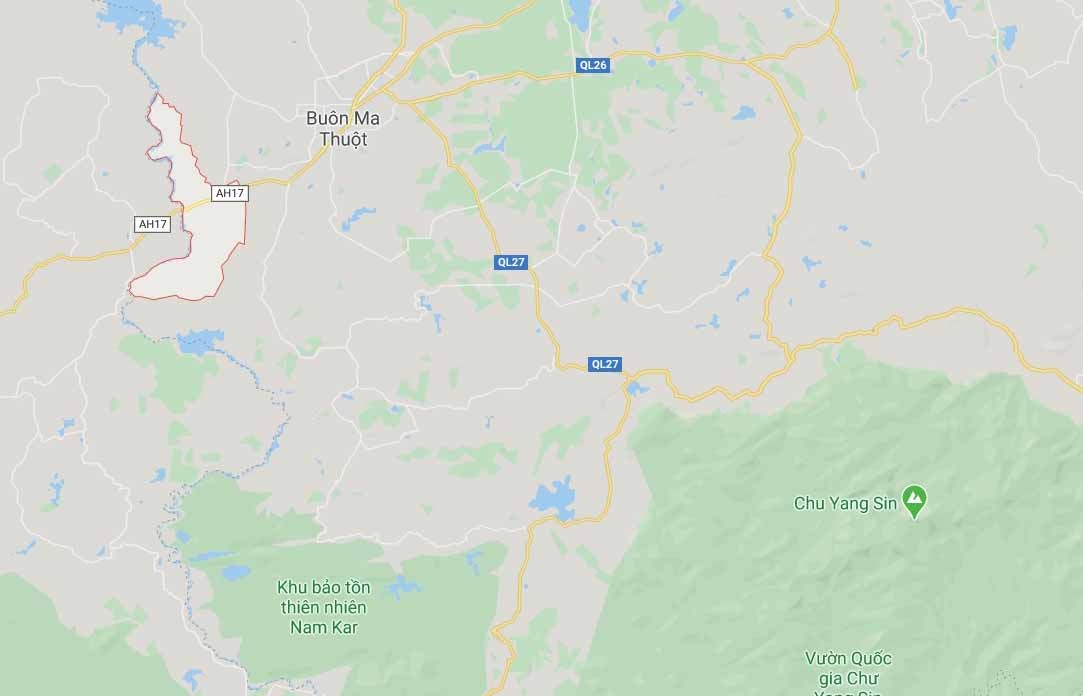 Chu quan massage to chuc cho nhan vien an nhau anh 2