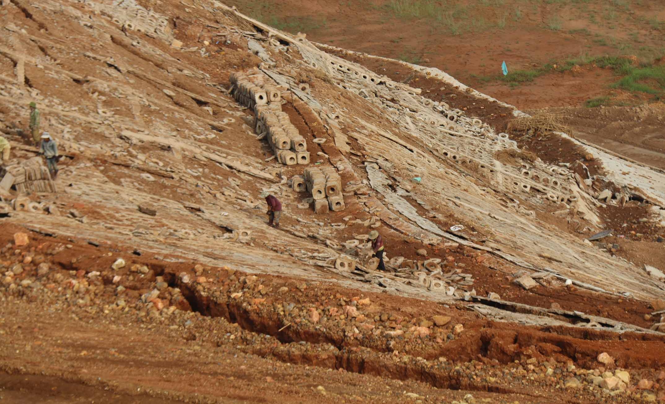 Sut lun du an nghin ty anh 1