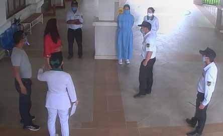 Khoi to ke danh bao ve benh vien vi bi nhac do than nhiet hinh anh