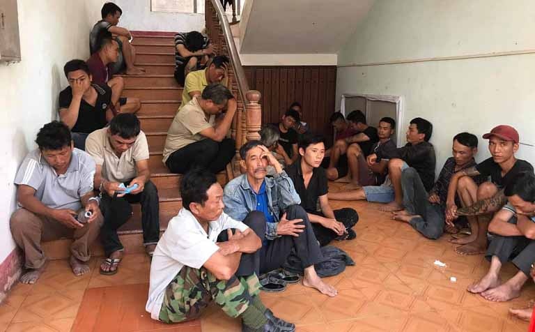 Tổ chức đá gà trên đỉnh đèo ảnh 1 To chuc da ga tren dinh deo anh 1