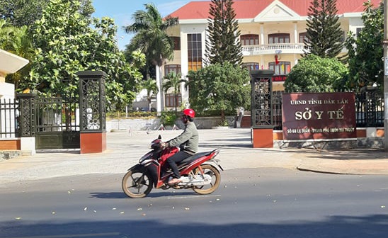 Vì sao nguyên giám đốc Sở Y tế Đắk Lắk bị bắt ảnh 2 Vi sao nguyen giam doc So Y te Dak Lak bi bat anh 2