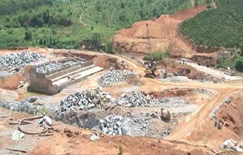 3 cong nhan nga tu vong anh 1