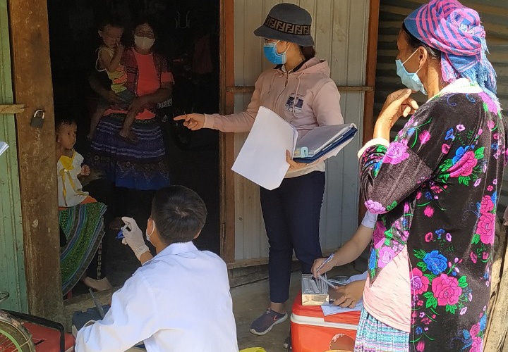 Cach ly hon 800 nguoi de theo doi benh bach hau hinh anh