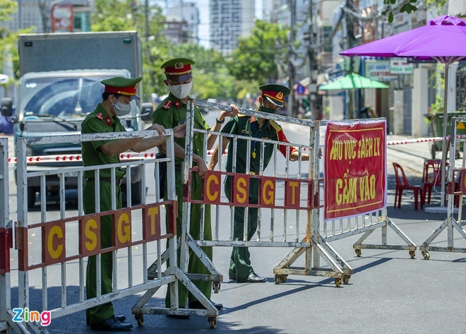 Sinh vien nhiem Covid-19 anh 1