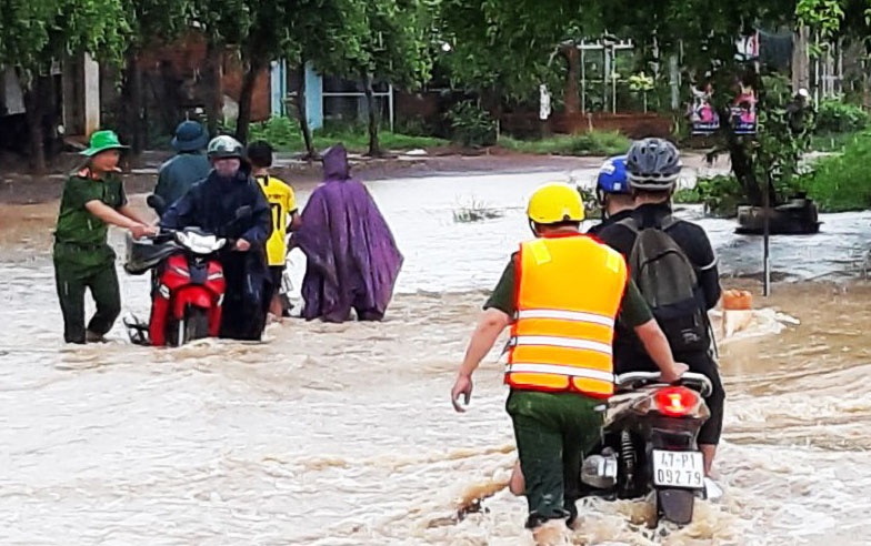 Huyen ngheo thiet hai hon 51 ty sau mot con lu hinh anh