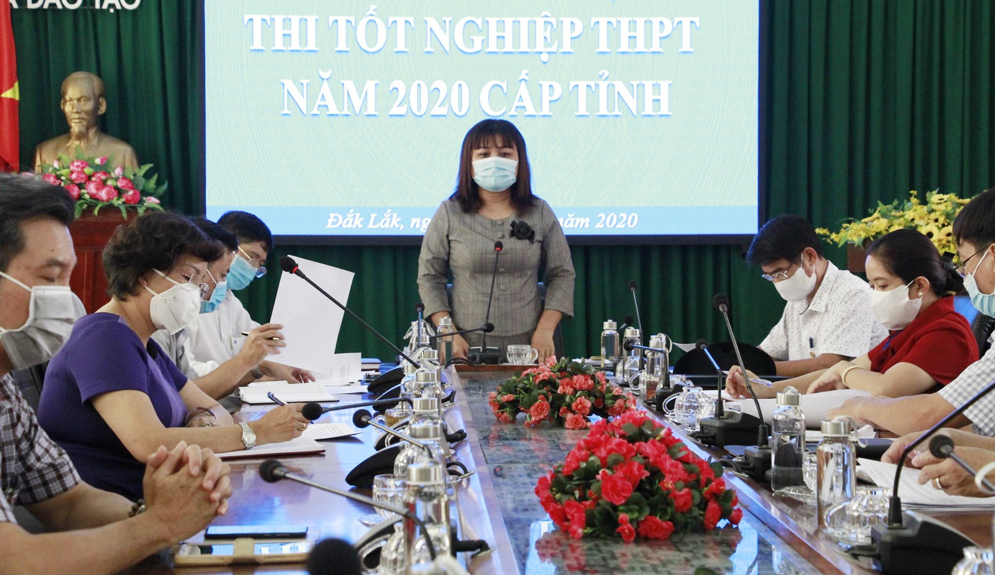 TP Buon Ma Thuot thi THPT anh 1